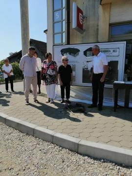 V Šalovcih položili tlakovce spomina 1